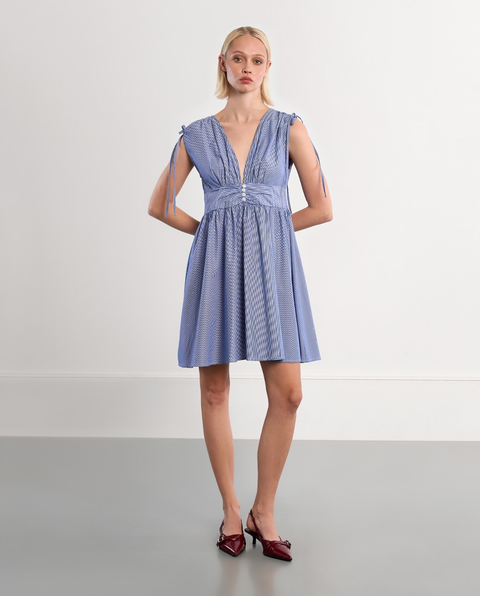 Lili Sidonio - Vestido corto sin manga estampado rayas.