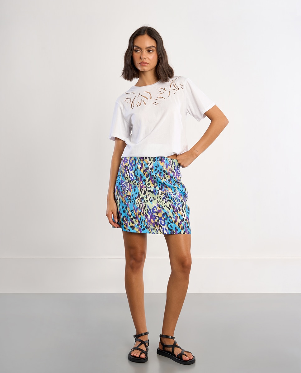 Lili Sidonio - Camiseta de mujer de manga corta detalle flores.