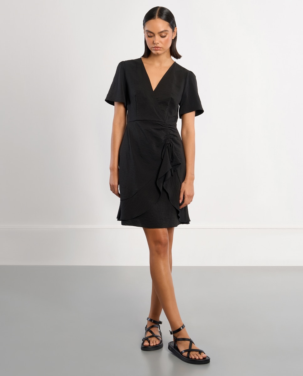 Lili Sidonio - Vestido de manga corta drapeado.