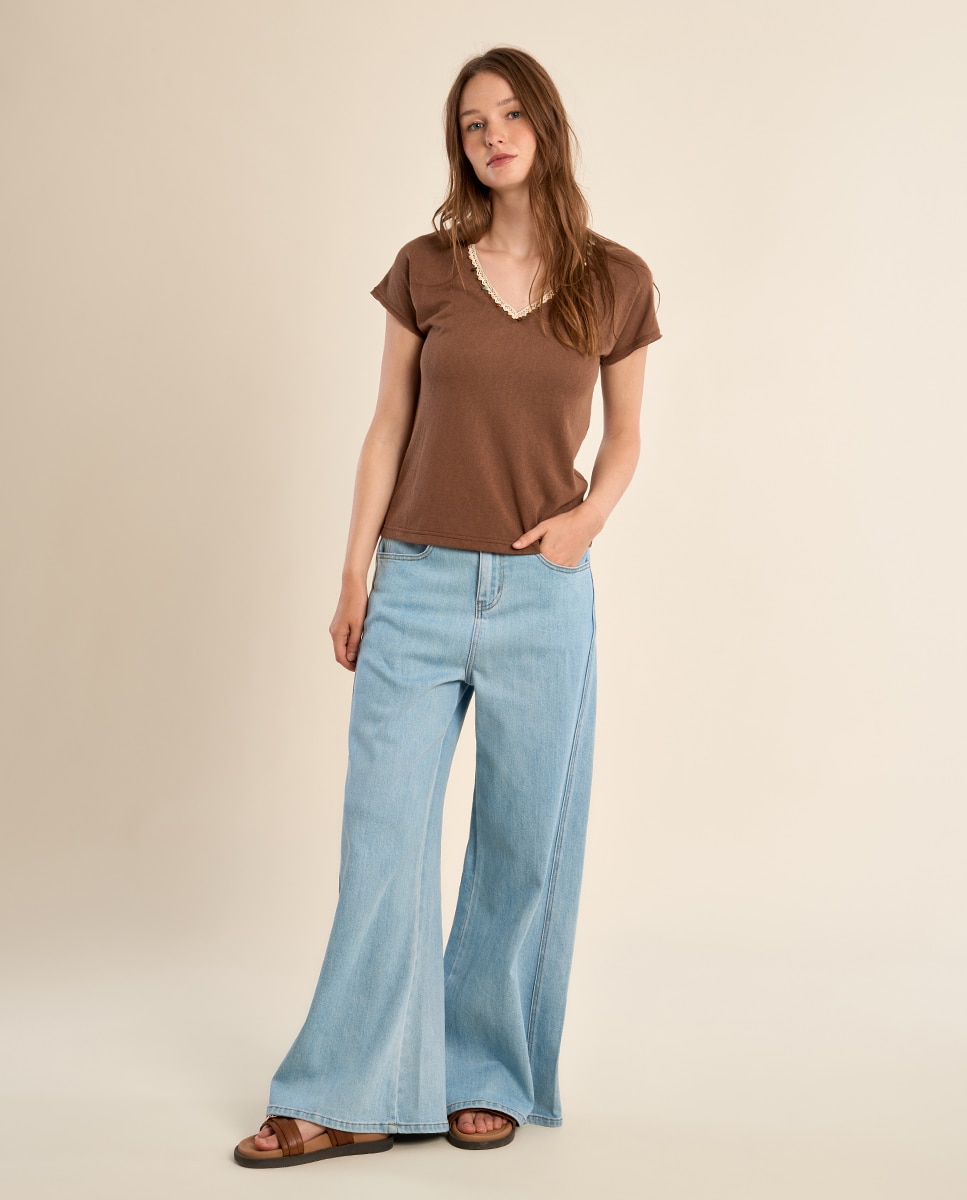 Molly Bracken - Camiseta de mujer de manga corta detalle abalorios.
