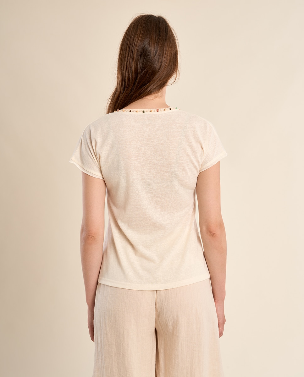 Camiseta de mujer de manga corta detalle abalorios - Molly Bracken - Crudo Crudo-3