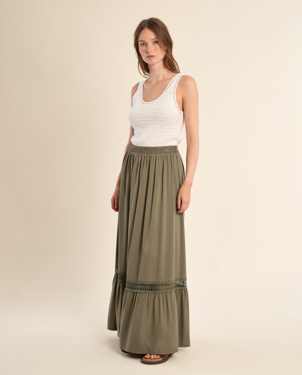 Molly Bracken - Falda larga con volante y detalle bordado.
