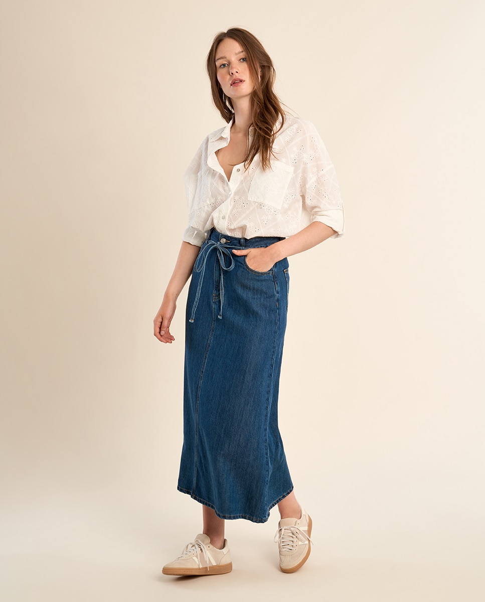 Molly Bracken - Camisa de mujer de manga larga flores bordadas.