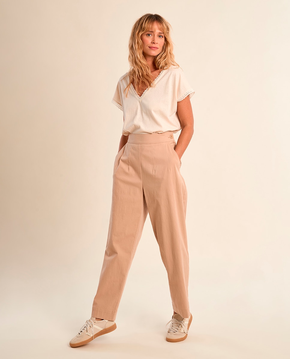 Molly Bracken - Pantalón de mujer tobillero detalle pinzas.