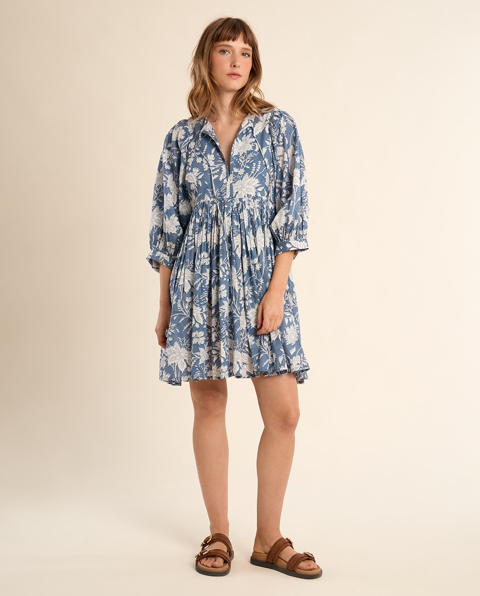 Molly Bracken - Vestido corto de mujer de manga larga plisado con estampado.