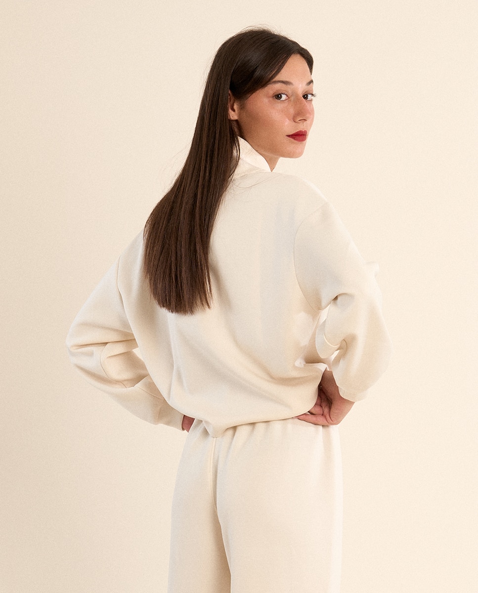 Sudadera de mujer de manga larga, cuello en v - Molly Bracken - Crudo Crudo-2