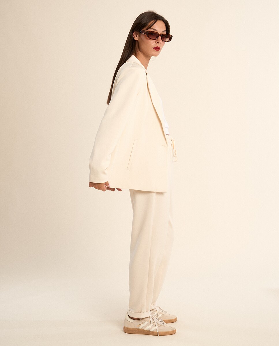 Blazer de mujer liso, con cuello y solapa - Molly Bracken - Crudo Crudo-4