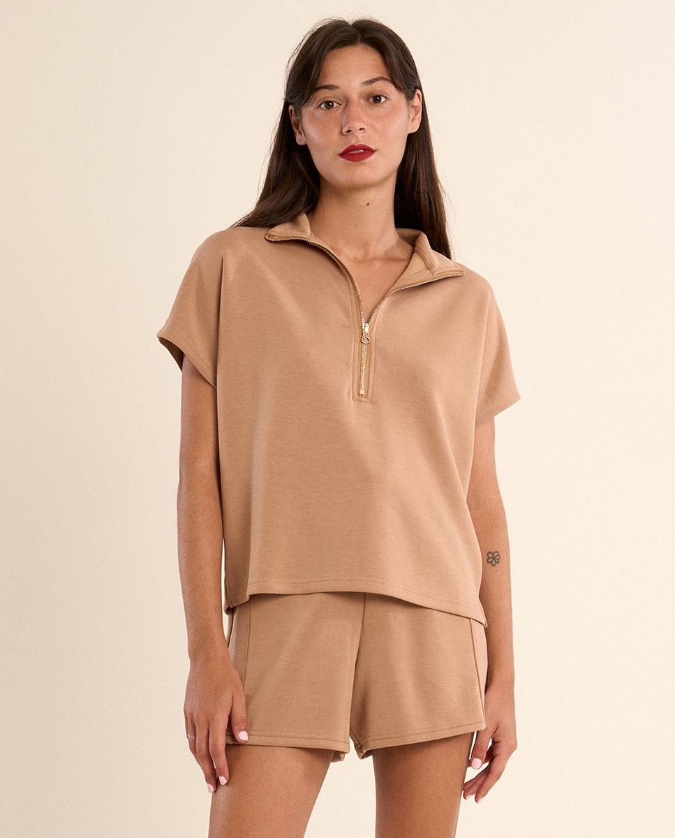 Top de mujer de manga corta, con estampado - Molly Bracken - Camel Camel-1