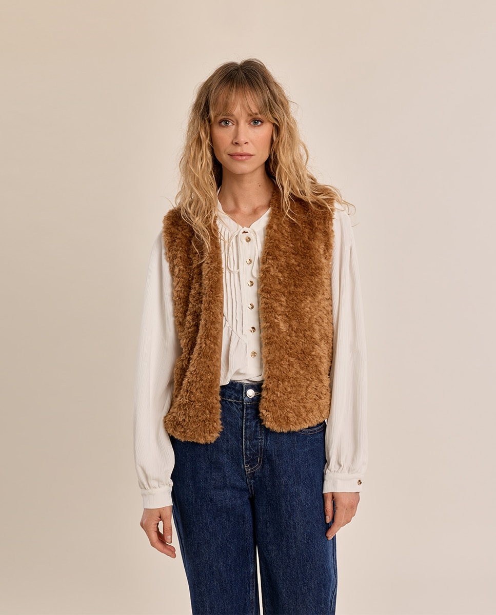 Chaleco de mujer corto en tejido de peluche - Molly Bracken - Camel Camel-2