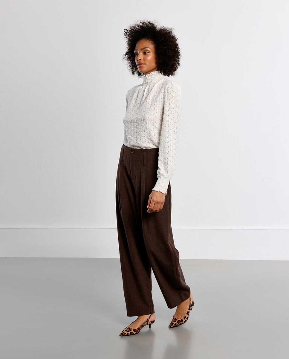 Pantalón de mujer largo tipo cullote detalle pliegues - Lili Sidonio - Marrón Marrón-1