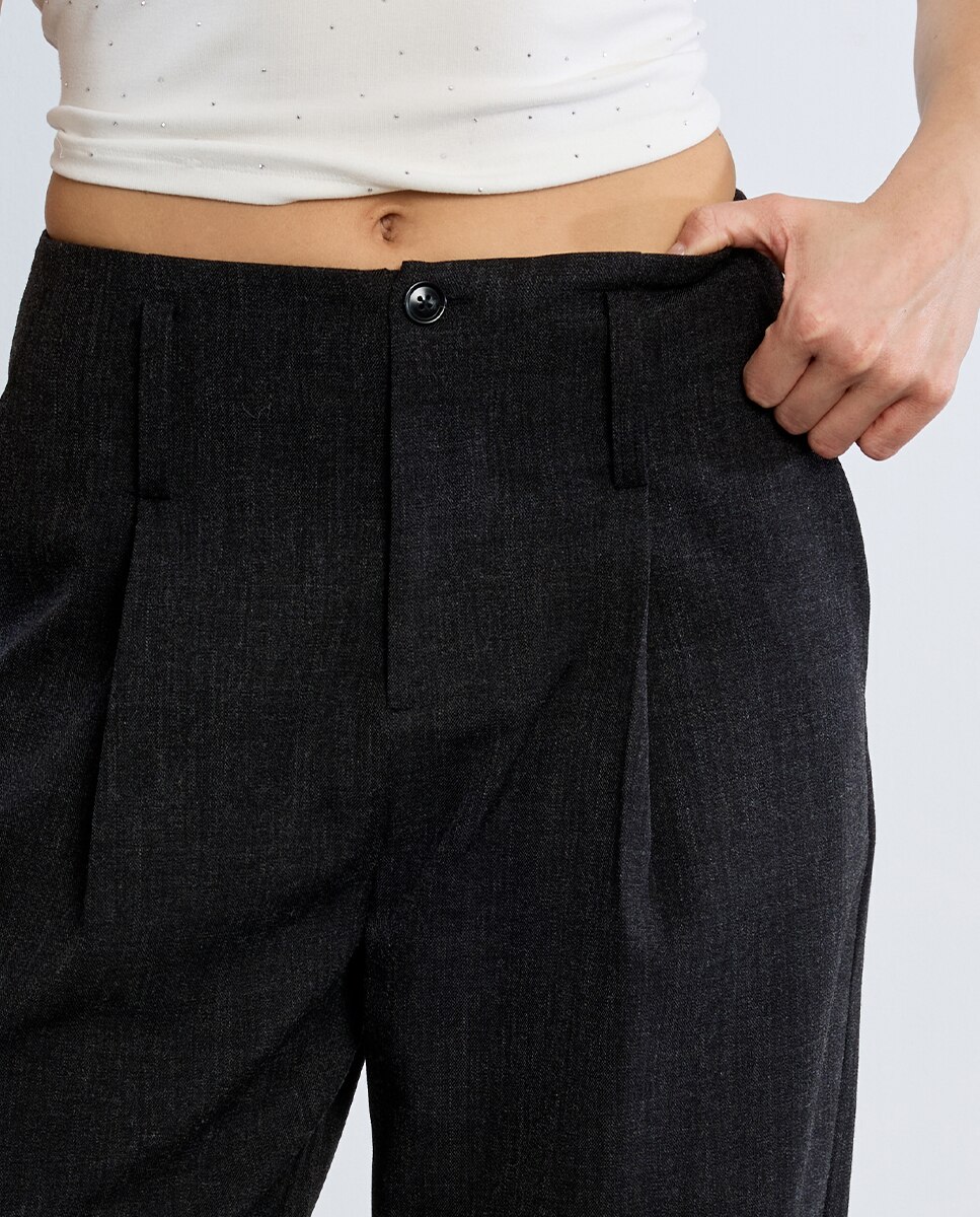 Pantalón de mujer largo tipo cullote detalle pliegues - Lili Sidonio - Negro Negro-5