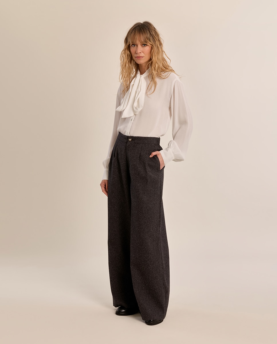 Pantalón de mujer largo detalle pliegues - Molly Bracken - Negro Negro-1