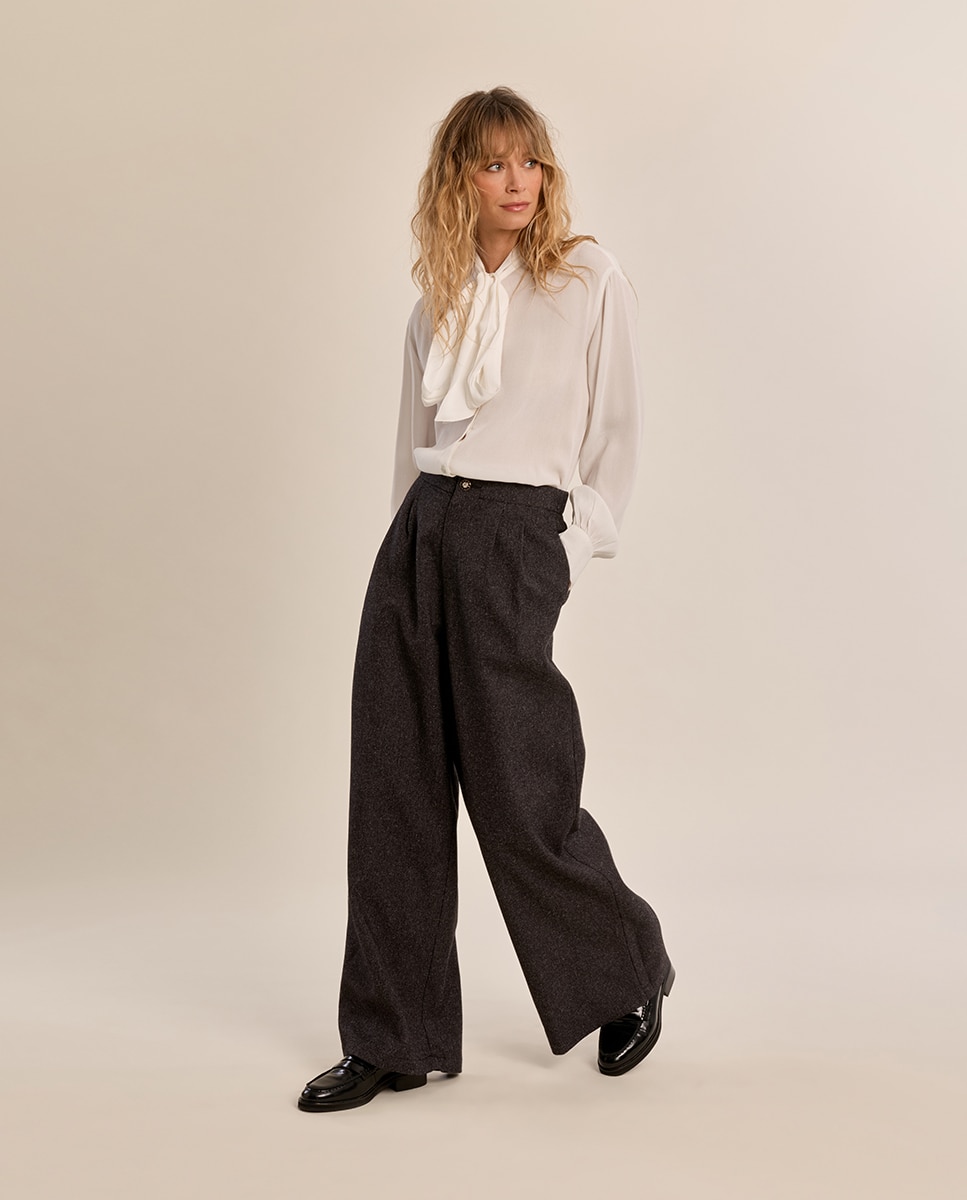 Pantalón de mujer largo detalle pliegues - Molly Bracken - Negro Negro-3