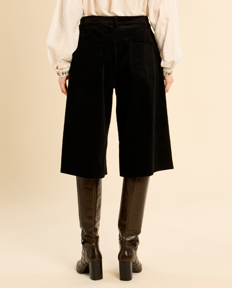 Bermuda de mujer perneras anchas - Molly Bracken - Negro Negro-4