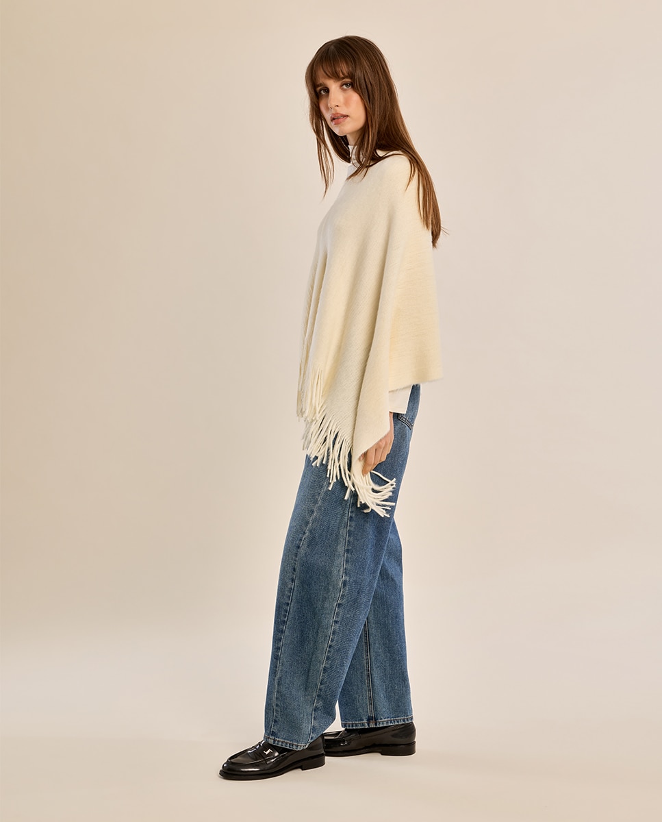 Poncho de mujer asimétrico con flecos - Molly Bracken - Crudo Crudo-1