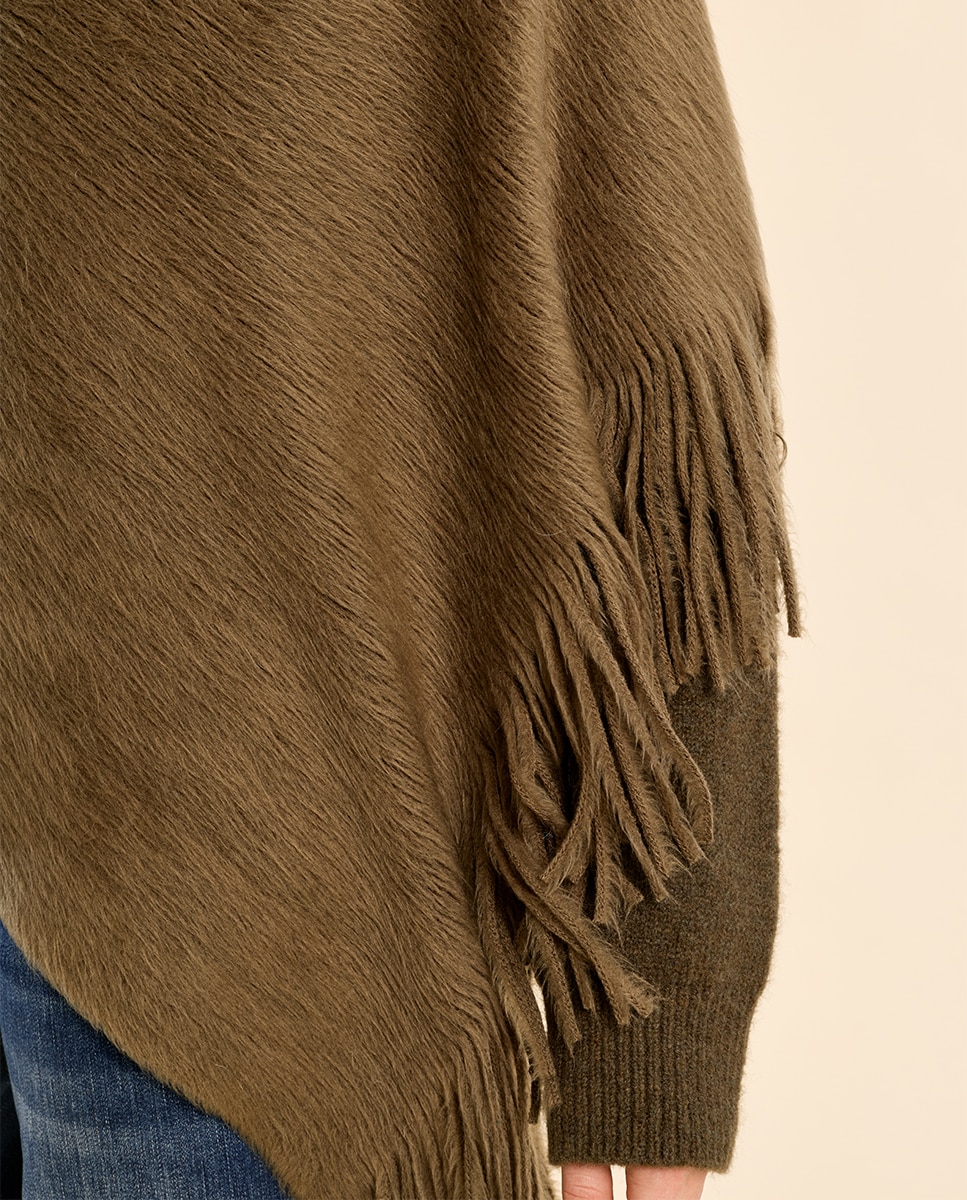 Poncho de mujer asimétrico con flecos - Molly Bracken - Kaki Kaki-5