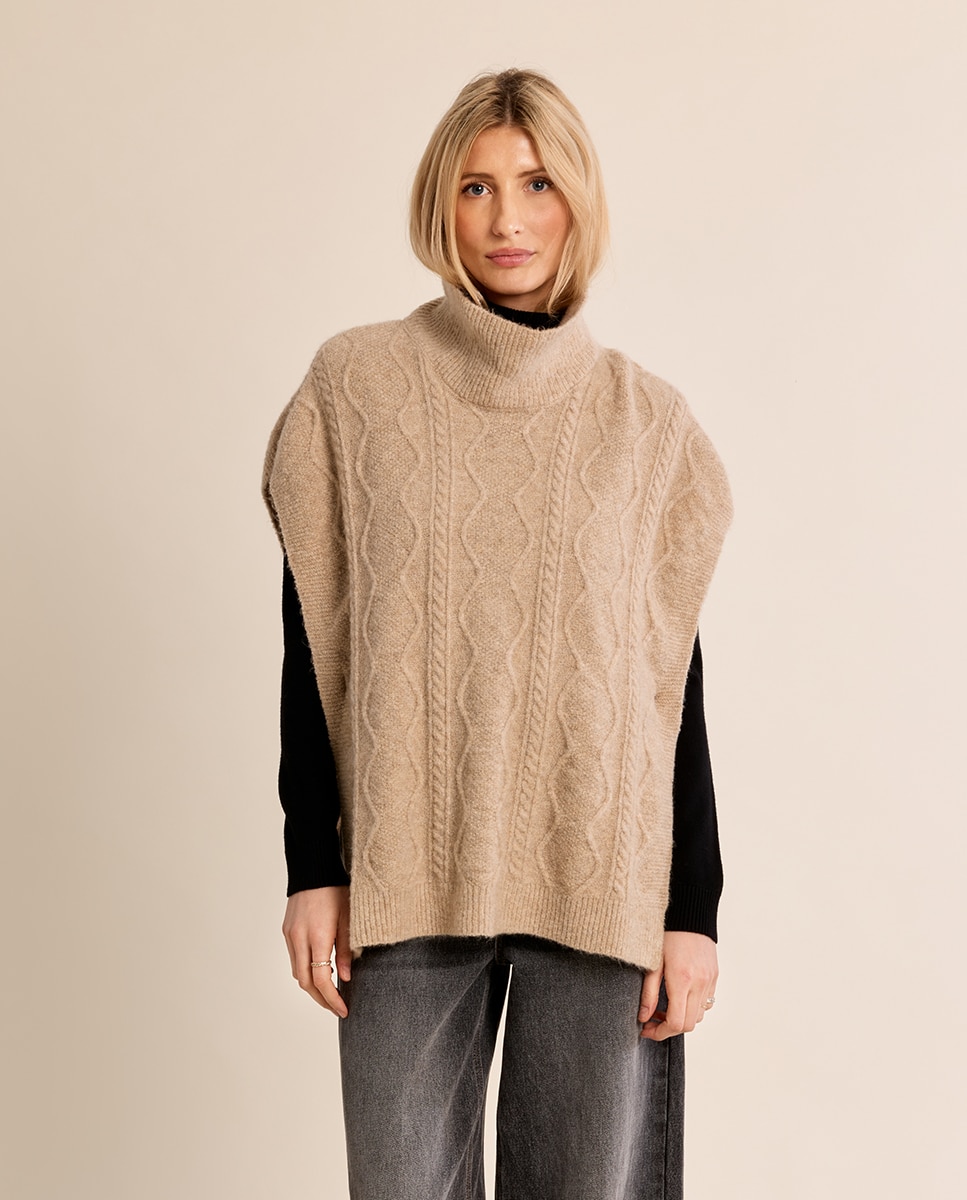 Poncho de mujer asimétrico con cuello alto - Molly Bracken - Beige Beige-2