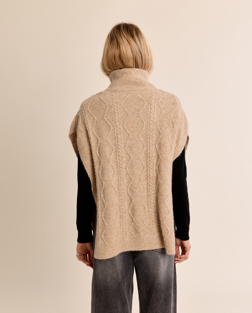 Poncho de mujer asimétrico con cuello alto - Molly Bracken - Beige Beige-4