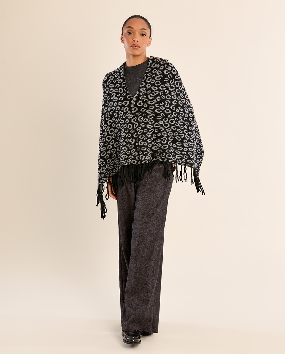 Poncho de mujer con estampado y flecos - Molly Bracken - Negro Negro-1