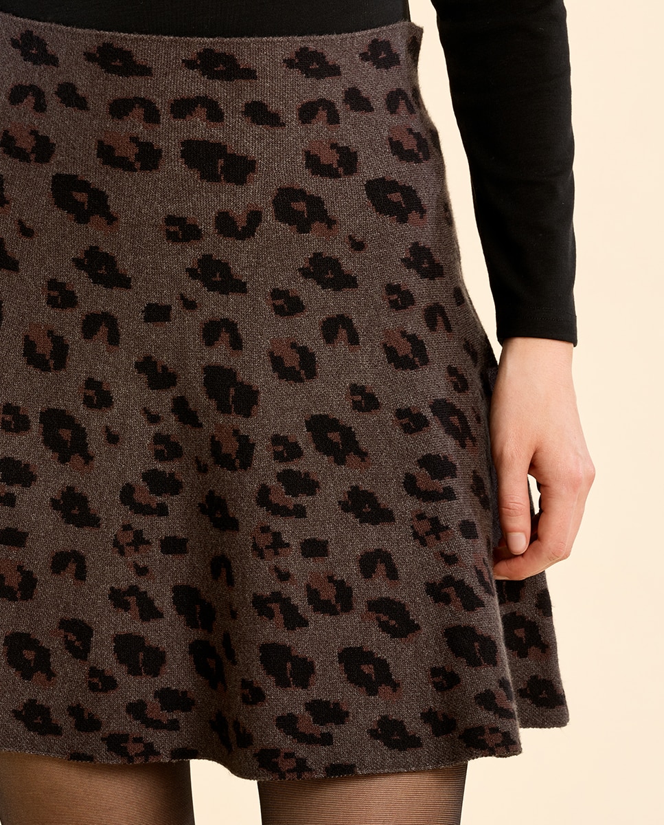 Falda corta con estampado - Molly Bracken - Gris Gris-5