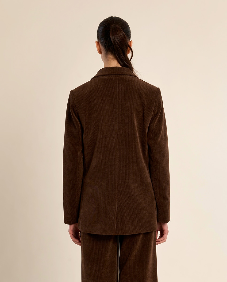 Blazer de mujer aterciopelado con cuello y solapa - Molly Bracken - Marrón chocolate Marrón chocolate-4