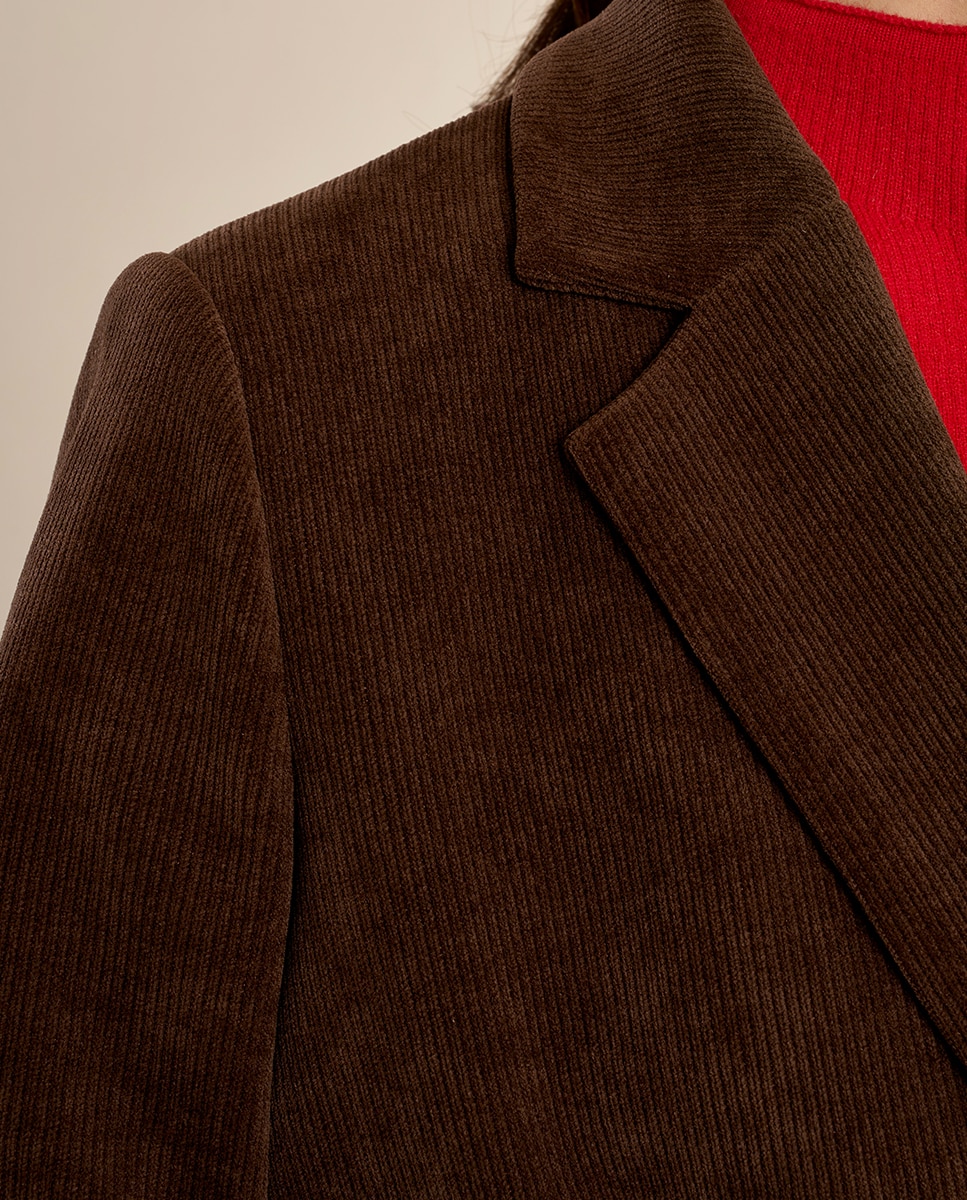 Blazer de mujer aterciopelado con cuello y solapa - Molly Bracken - Marrón chocolate Marrón chocolate-5