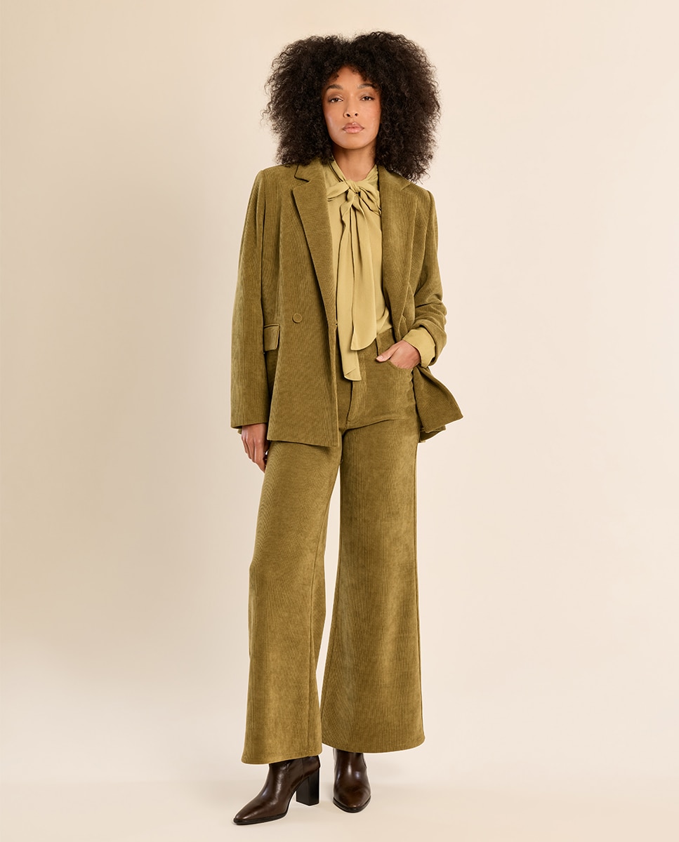 Blazer de mujer aterciopelado con cuello y solapa - Molly Bracken - Verde Oliva Verde Oliva-1