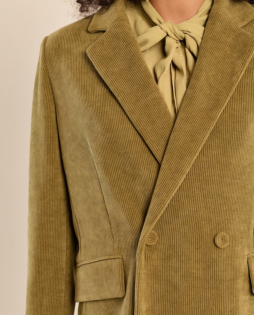 Blazer de mujer aterciopelado con cuello y solapa - Molly Bracken - Verde Oliva Verde Oliva-5