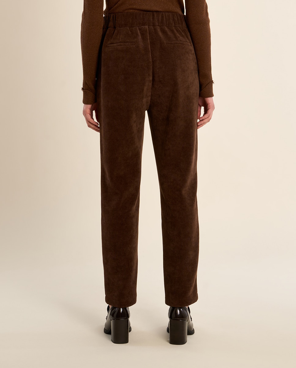 Pantalón de mujer tobillero de micropana - Molly Bracken - Marrón chocolate Marrón chocolate-4