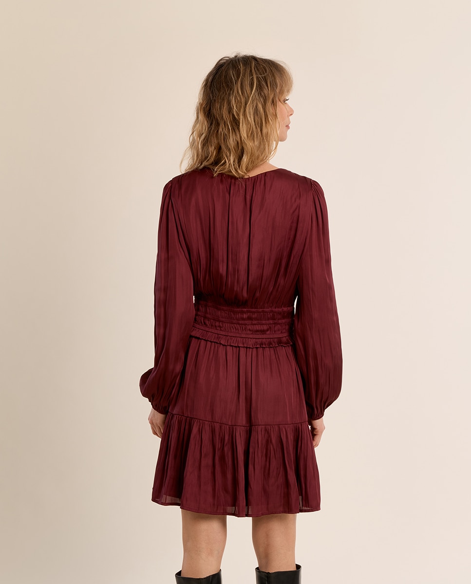 Vestido corto satinado con volantes - Molly Bracken - Burdeos Burdeos-4