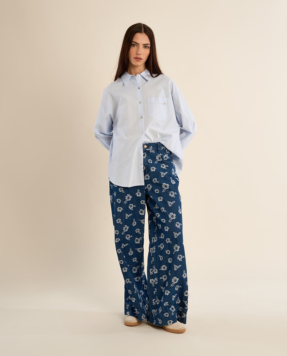 Imagen 0 de Camisa de mujer de manga larga bolsillo frontal Azul claro