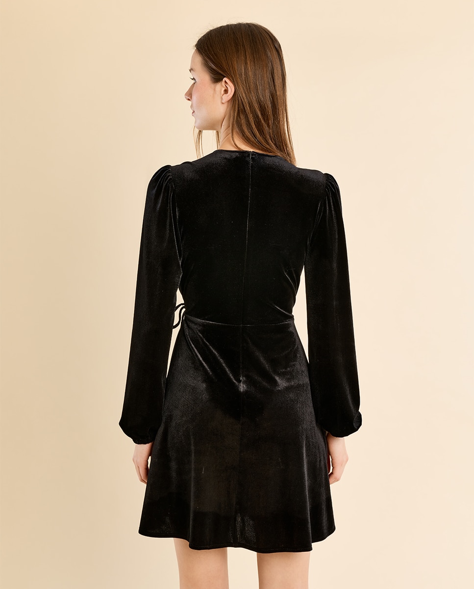 Vestido corto de manga larga aterciopelado - Molly Bracken - Negro Negro-4