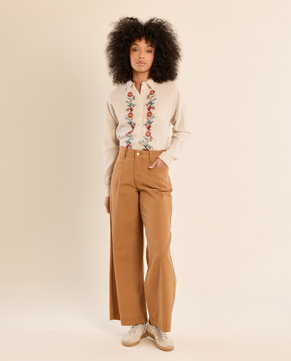 Pantalón de mujer largo perneras anchas - Molly Bracken - Camel Camel-3