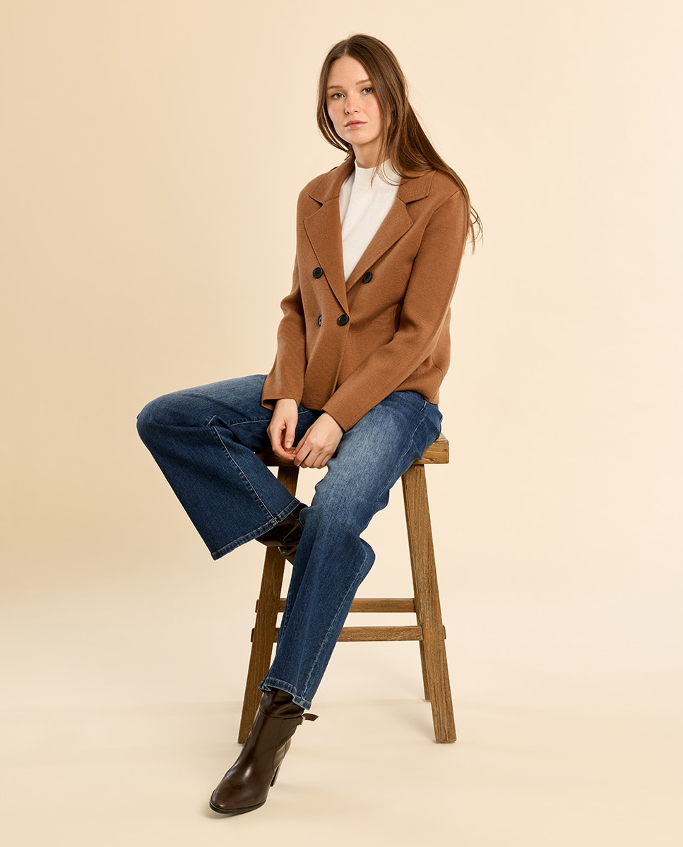 Abrigo de mujer corto con cuello y solapa - Molly Bracken - Camel Camel-1
