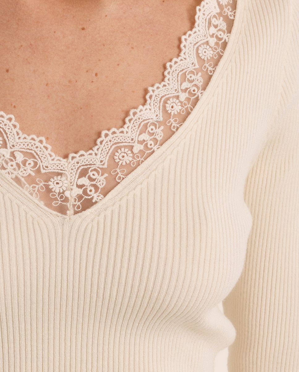 Jersey de mujer de manga larga detalle encaje - Molly Bracken - Crema Crema-5