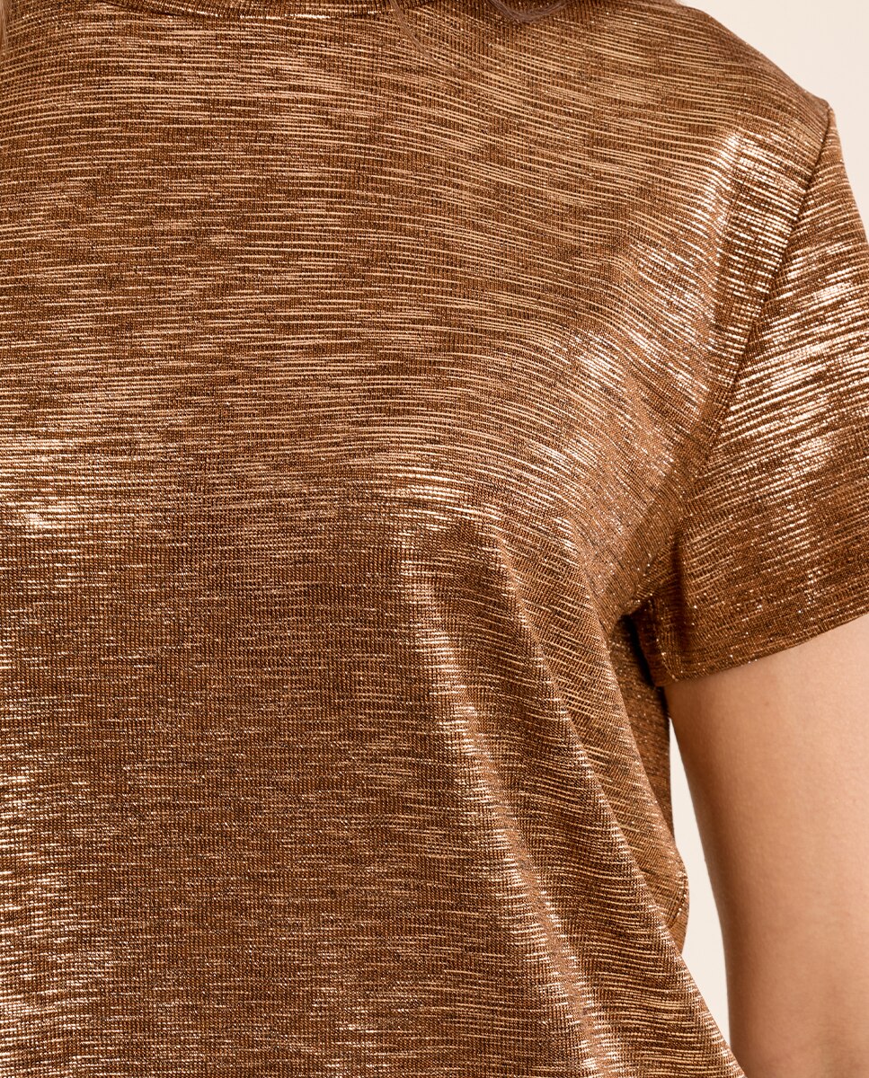 Camiseta de mujer de manga corta en tejido brillante - Molly Bracken - Camel Camel-5