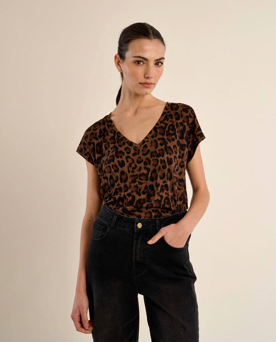 Camiseta de mujer de manga corta con estampado - Molly Bracken - Camel Camel-3
