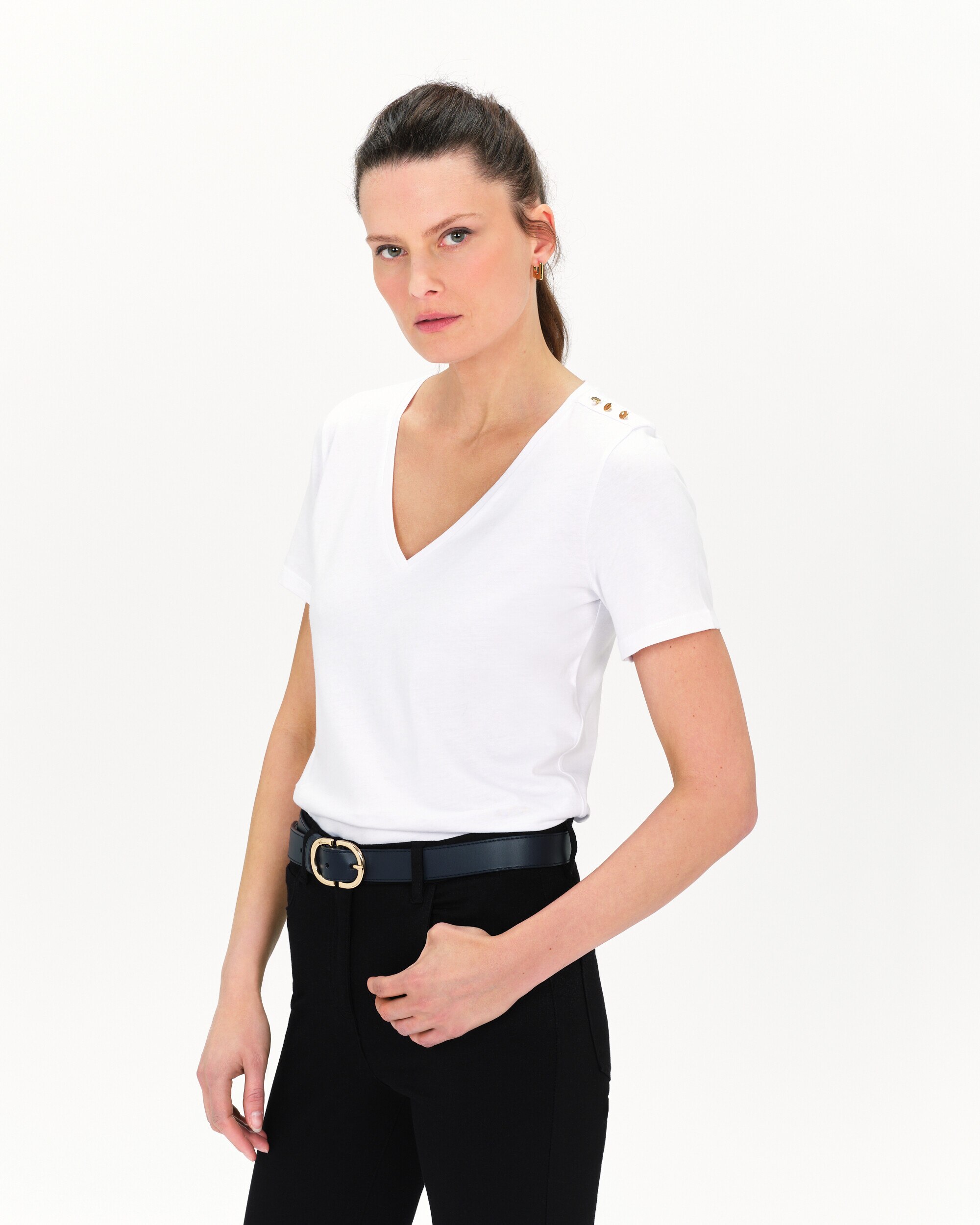 Caroll - Camiseta de mujer de manga corta con botones decorativos.