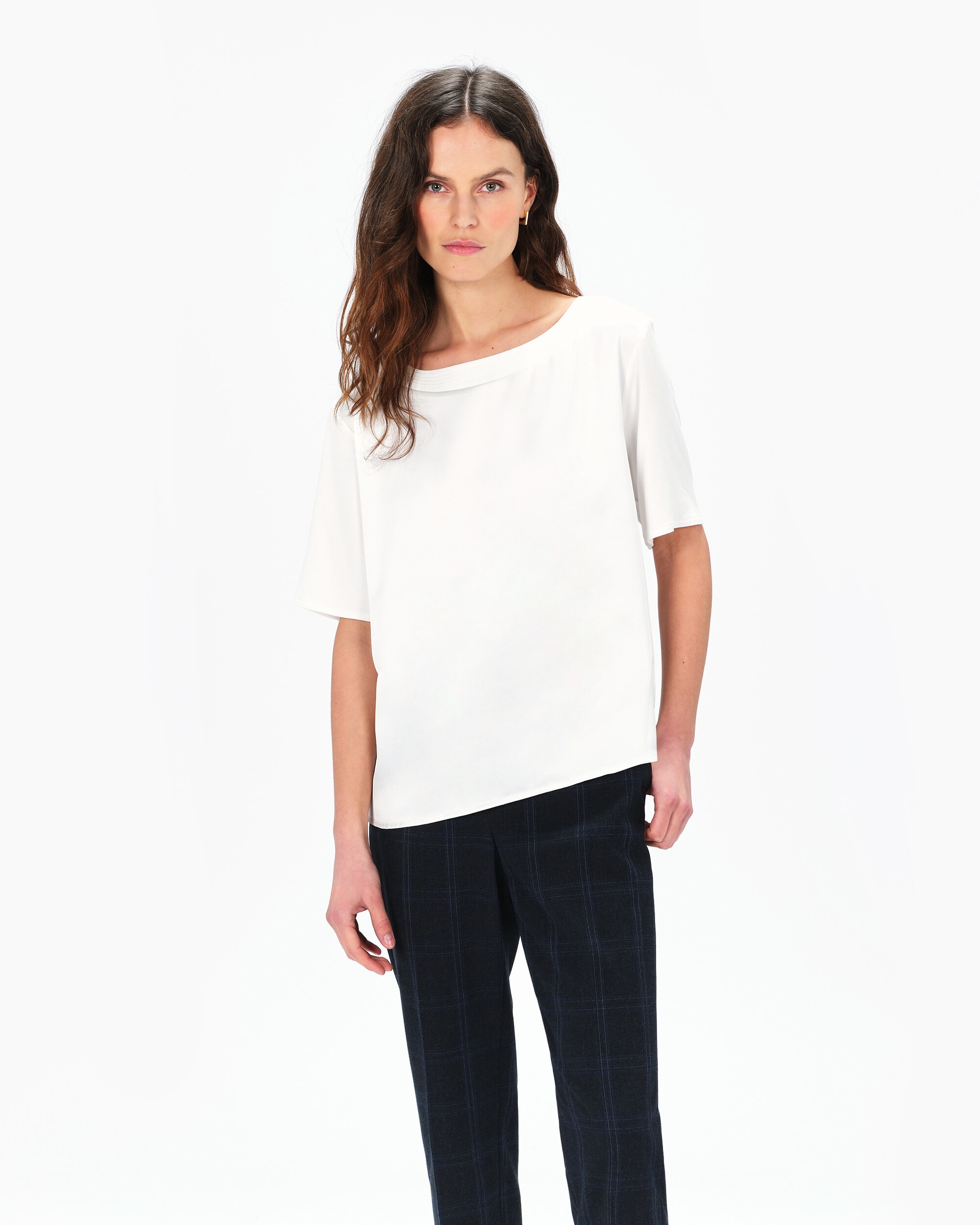 Caroll - Camiseta de mujer con escote barco y manga corta.