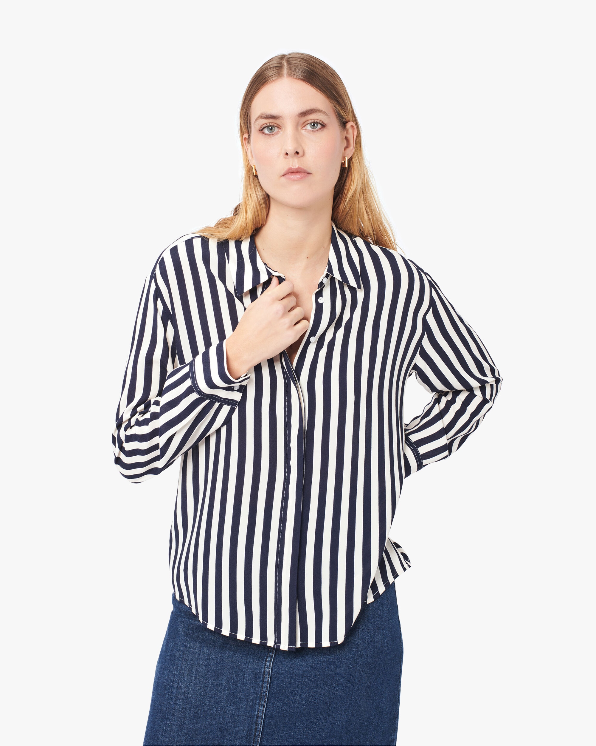 Camisa de mujer con bolsillo delantero y manga larga - Caroll - Azul marino Azul marino-1