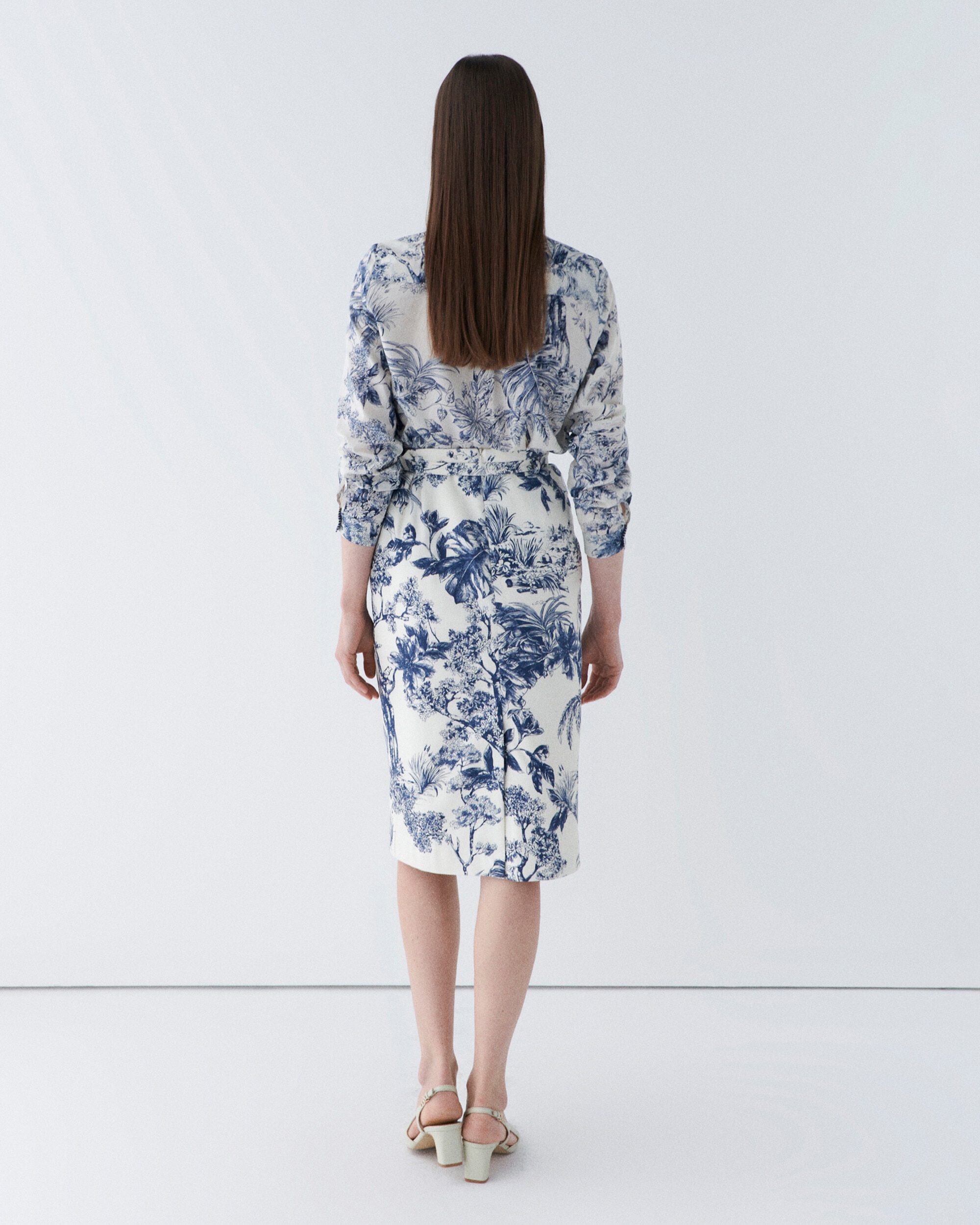 Falda midi estampada con cinturón - Caroll - Azul / Blanco Azul / Blanco-2