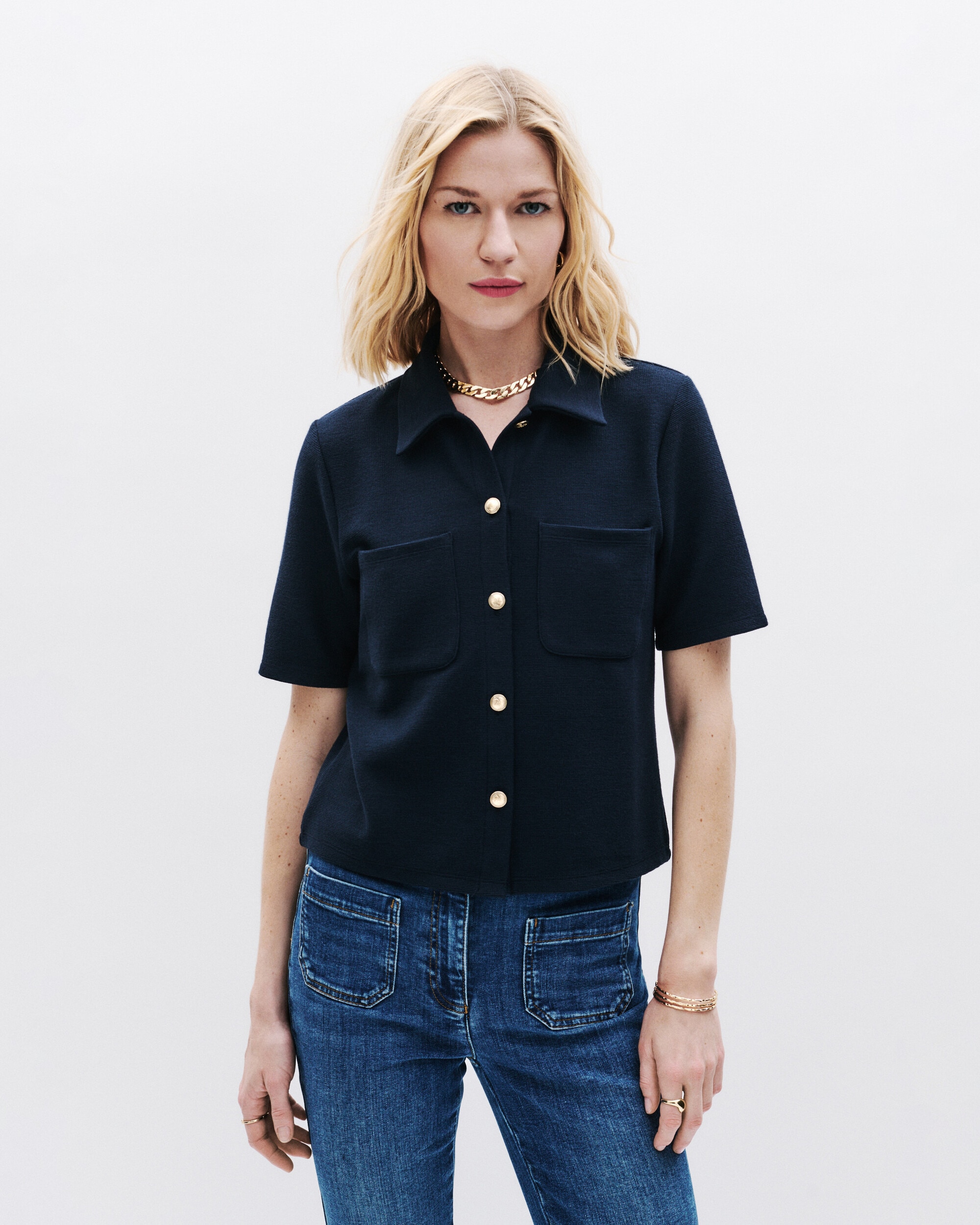 Caroll - Camisa de mujer con bolsillos y manga corta.