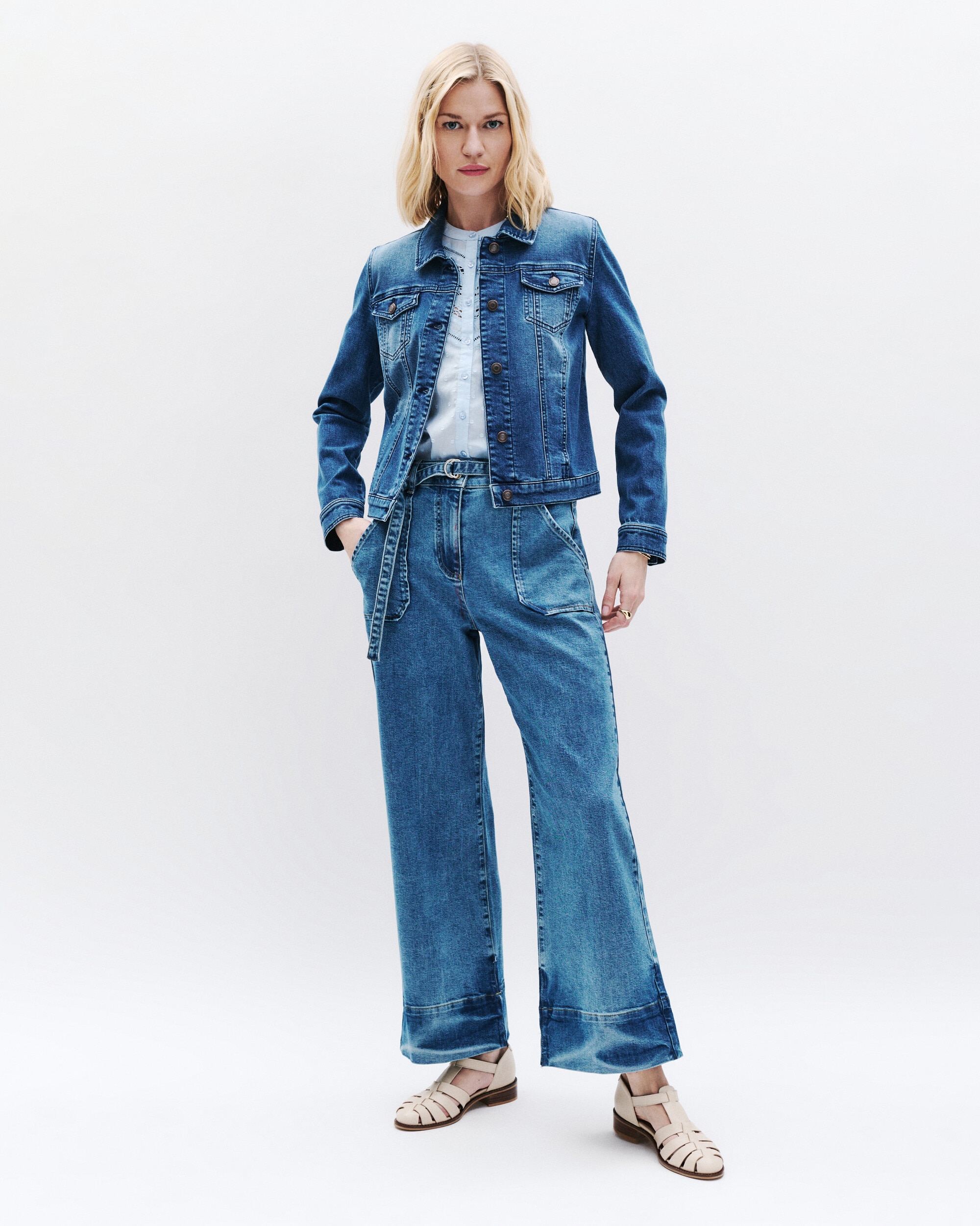 Caroll - Cazadora de mujer vaquera de corte entallado.