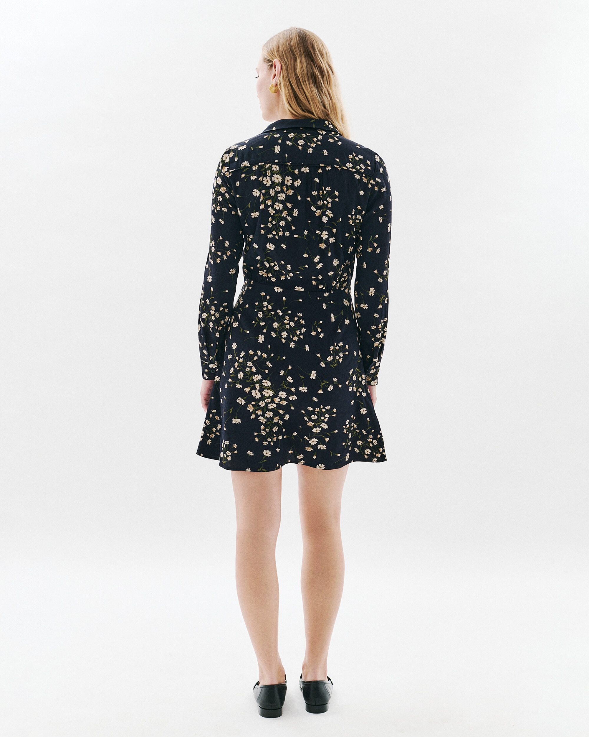 Vestido corto on manga larga y estampado floral - Caroll - Negro Negro-2