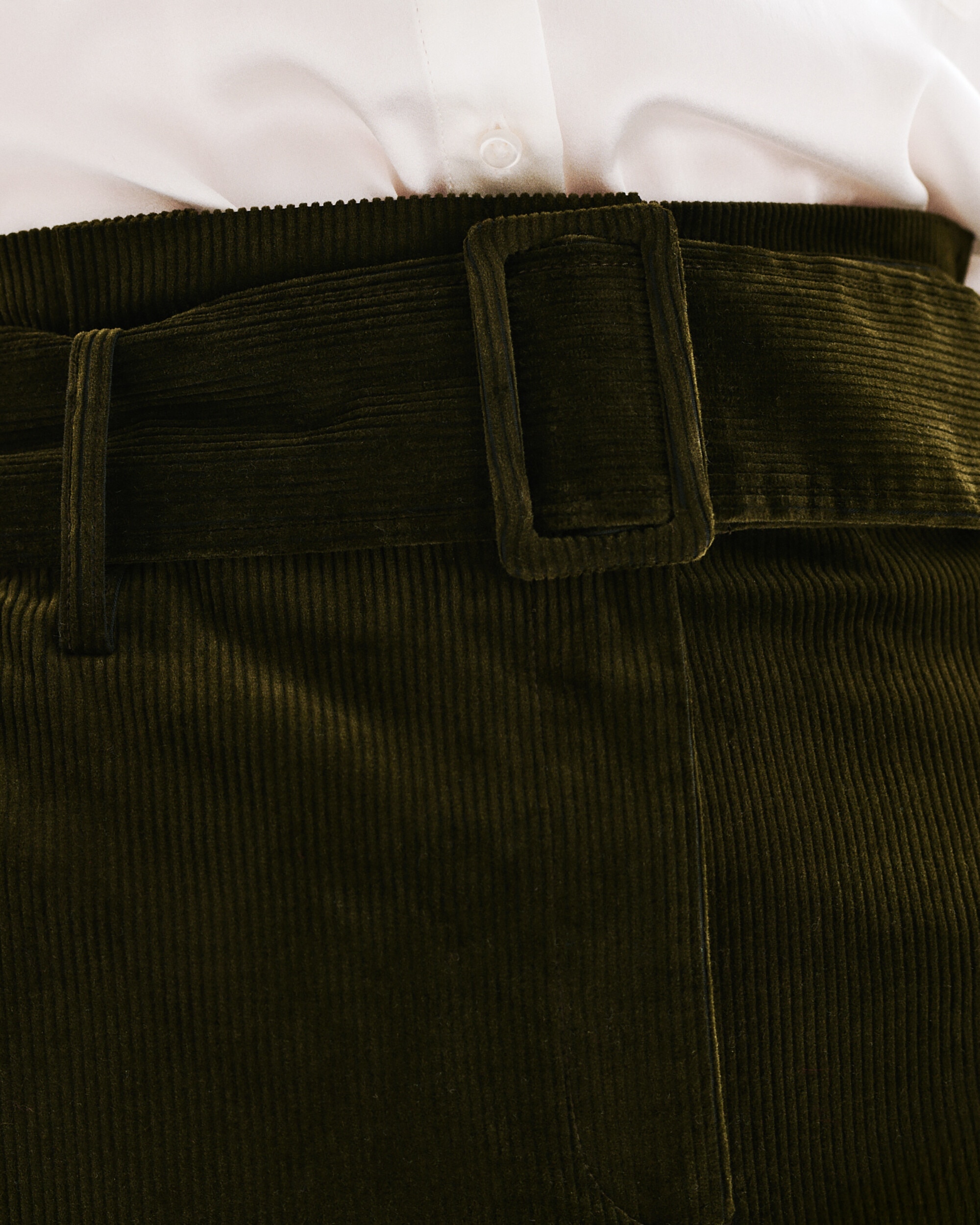 Falda corta en pana con cinturón - Caroll - Verde militar Verde militar-3