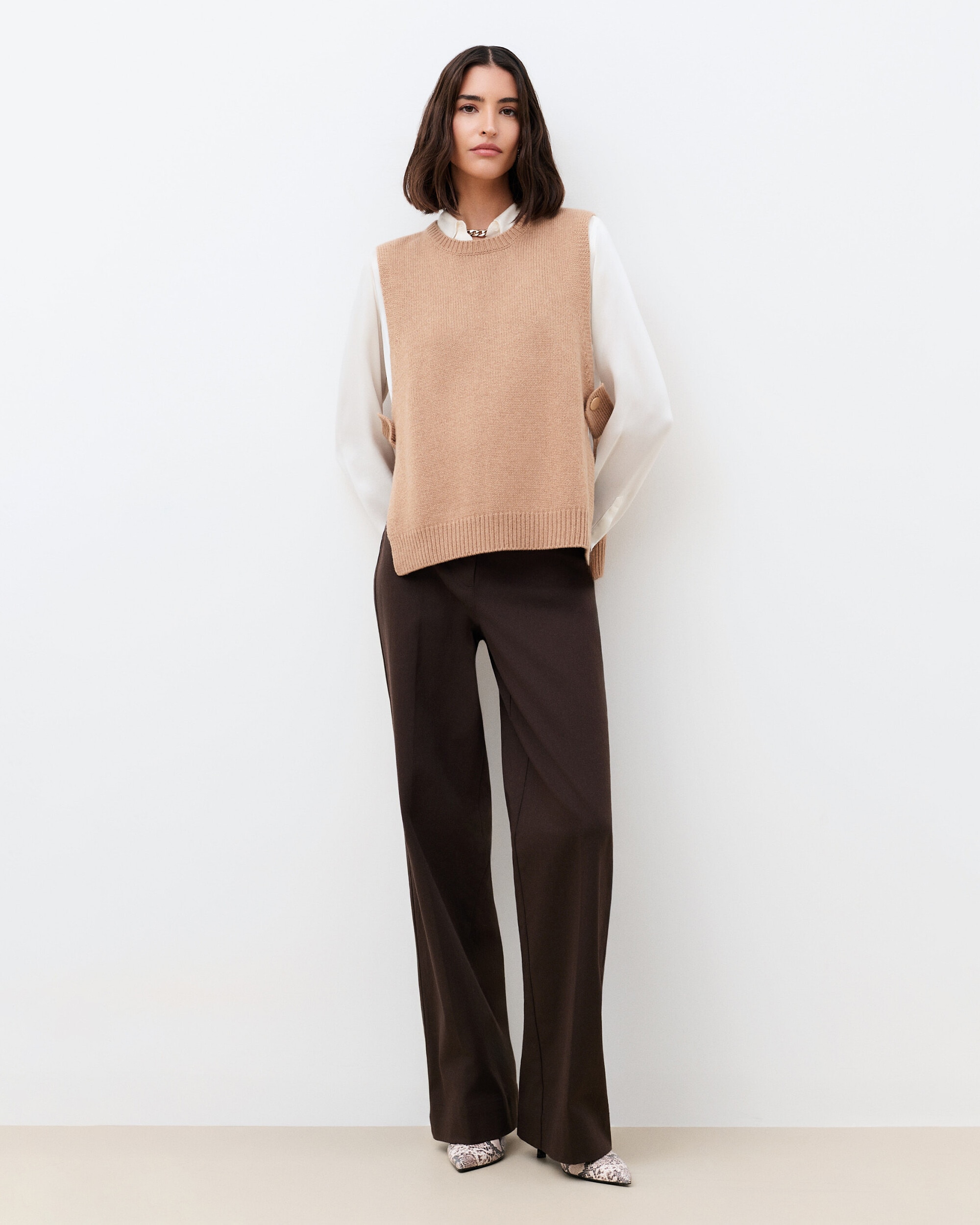 Imagen 1 de Chaleco de mujer en punto de lana y cashmere Negro