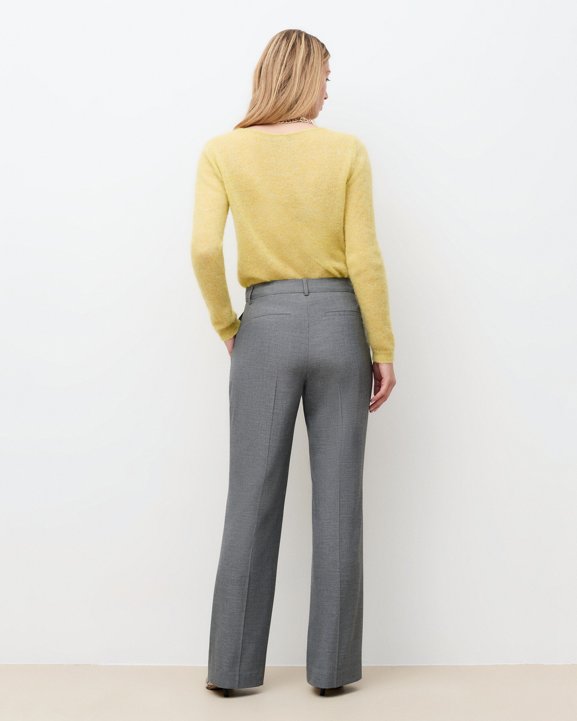 Pantalón recto de mujer con pinza - Caroll - Gris Gris-2