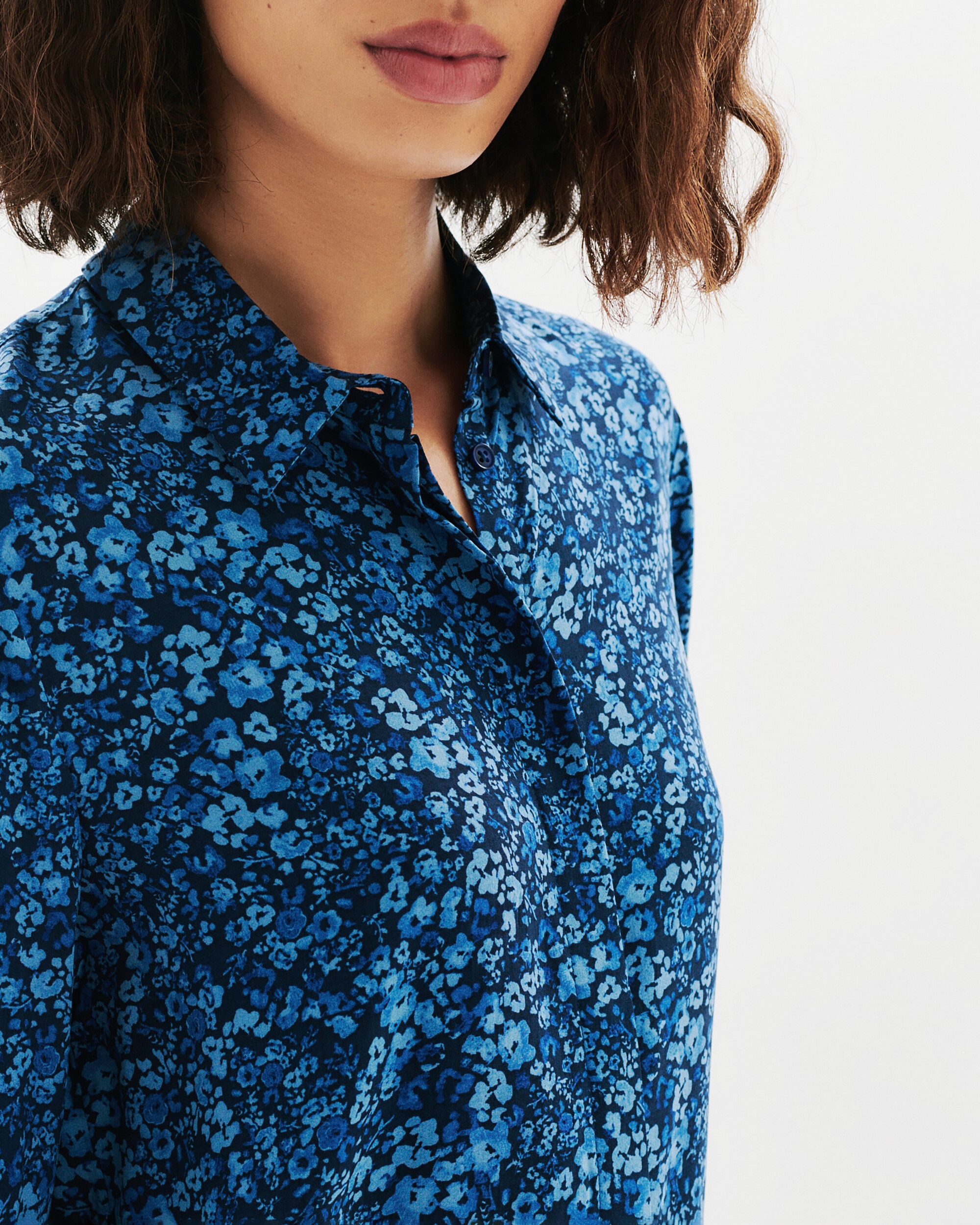 Camisa de mujer con manga larga y estampado floreal - Caroll - Azul marino Azul marino-3