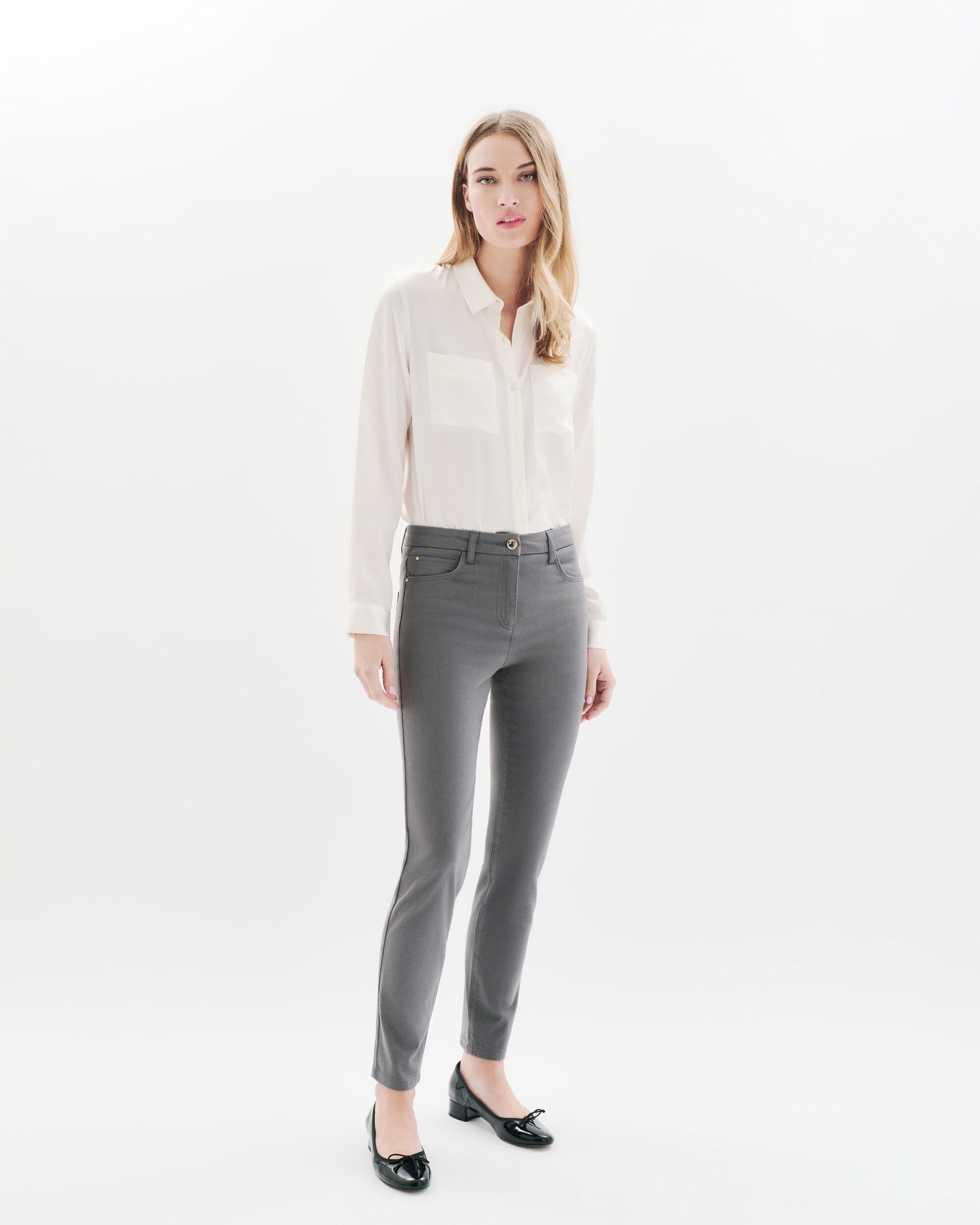 Caroll - Pantalón de mujer de tiro alto en corte skinny.