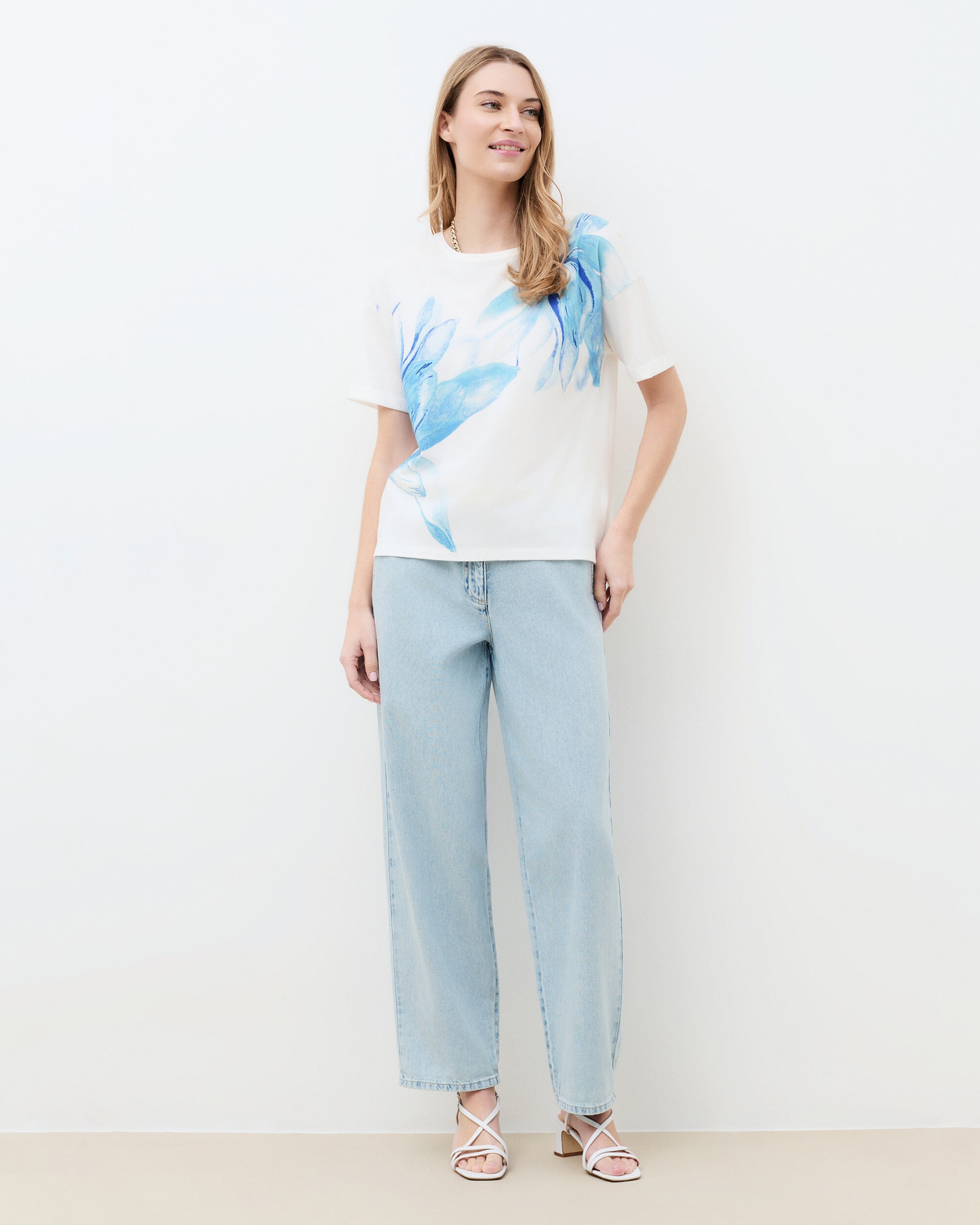 Caroll - Camiseta de mujer de mujer con manga corta y estampado floral.